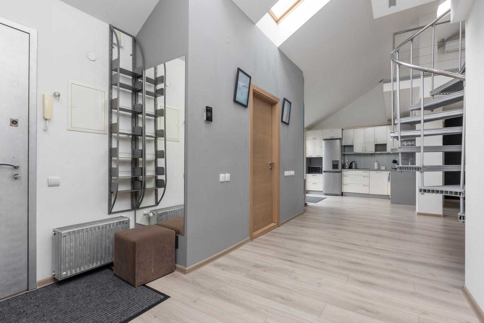 Penthouse Apartment With Terrace Riga Buitenkant foto