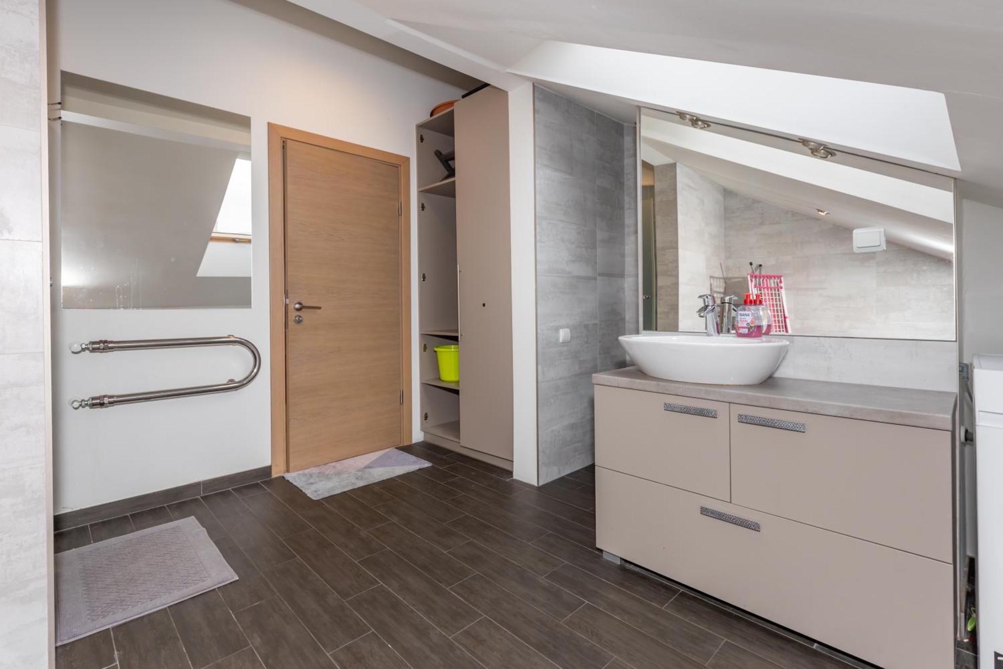 Penthouse Apartment With Terrace Riga Buitenkant foto
