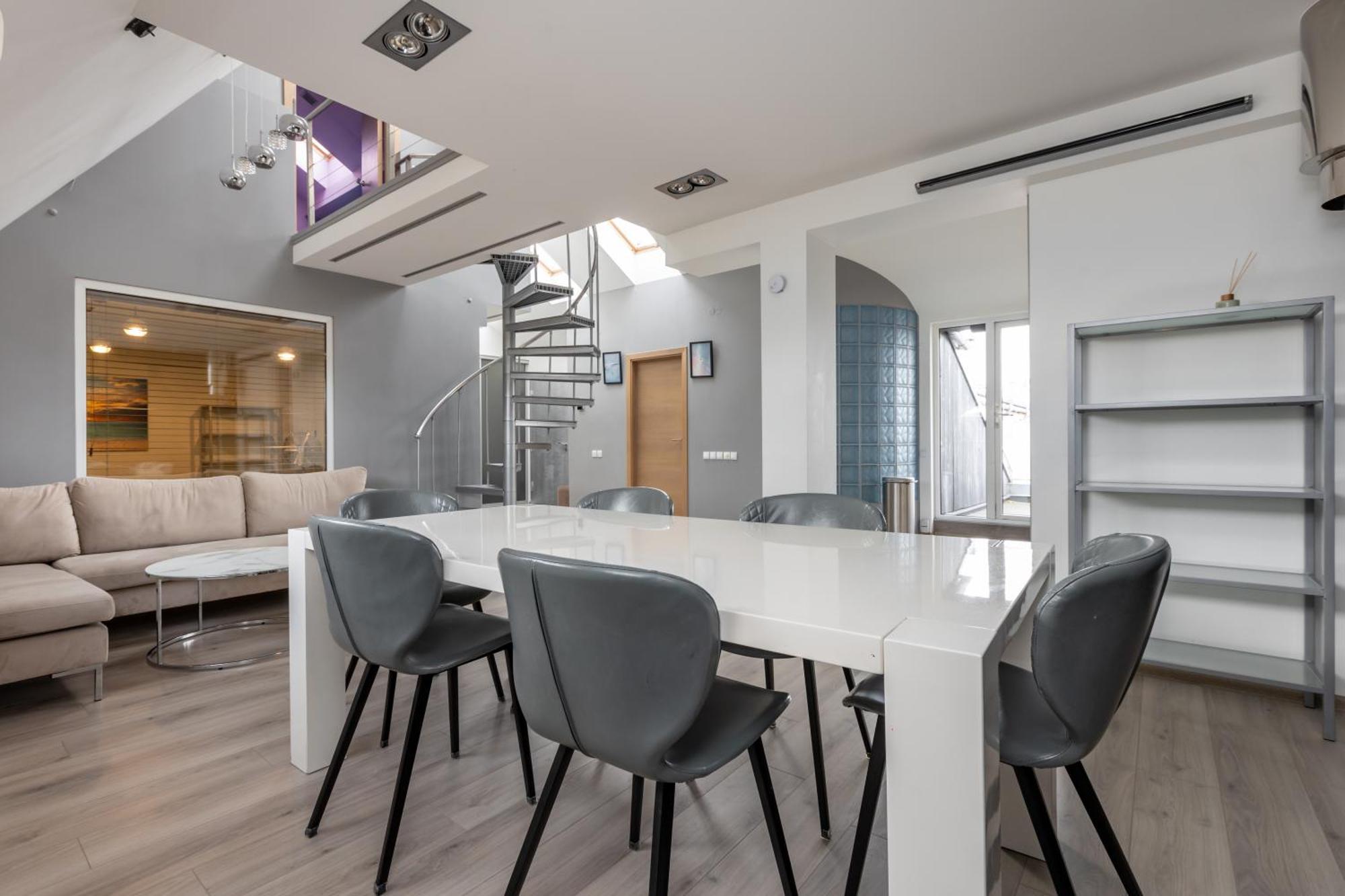 Penthouse Apartment With Terrace Riga Buitenkant foto