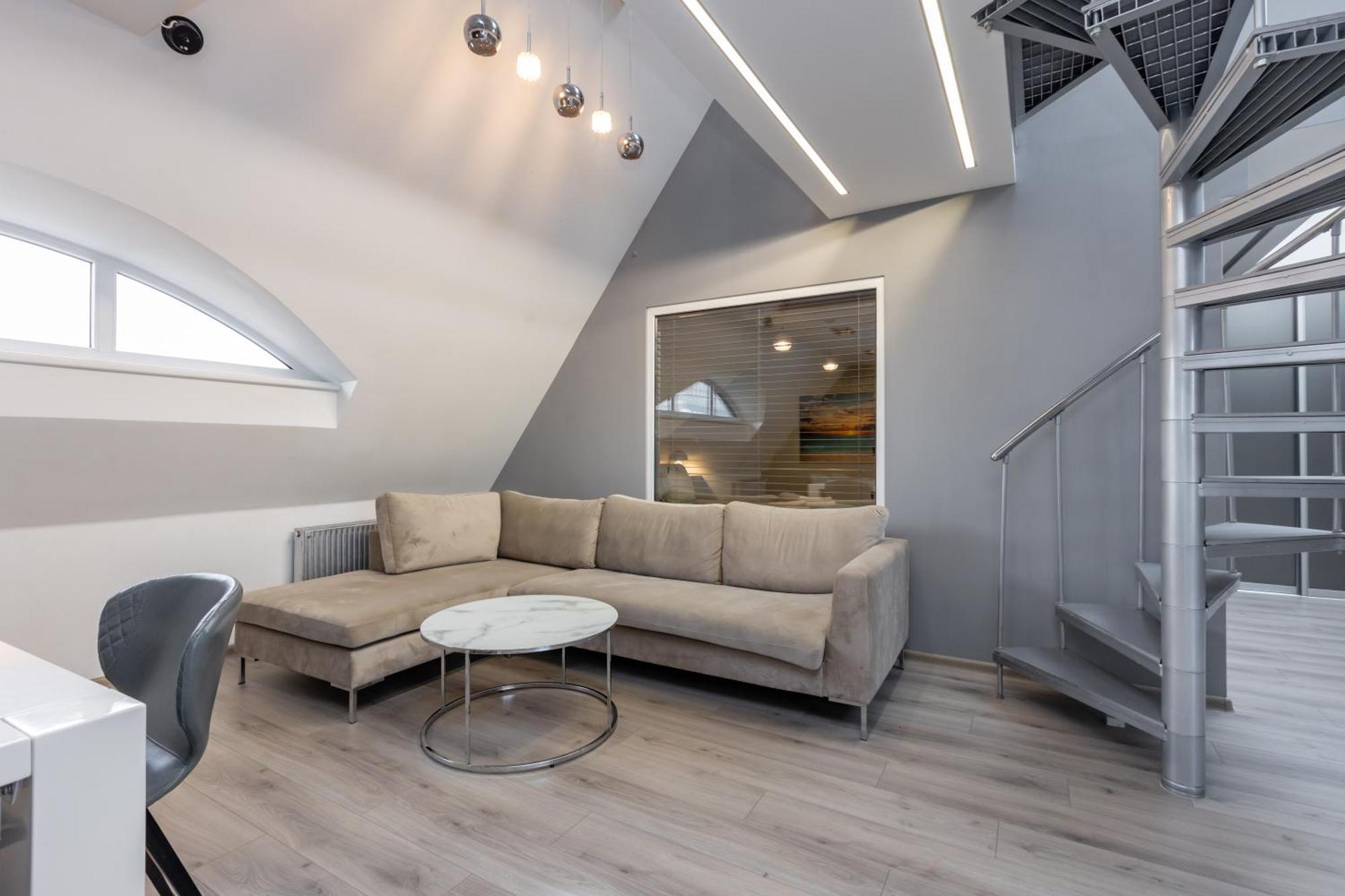 Penthouse Apartment With Terrace Riga Buitenkant foto